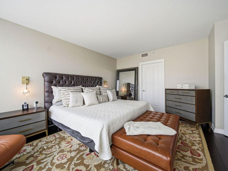 1 Miranova Place, Unit 1610, Columbus, OH 43215 Photo 33