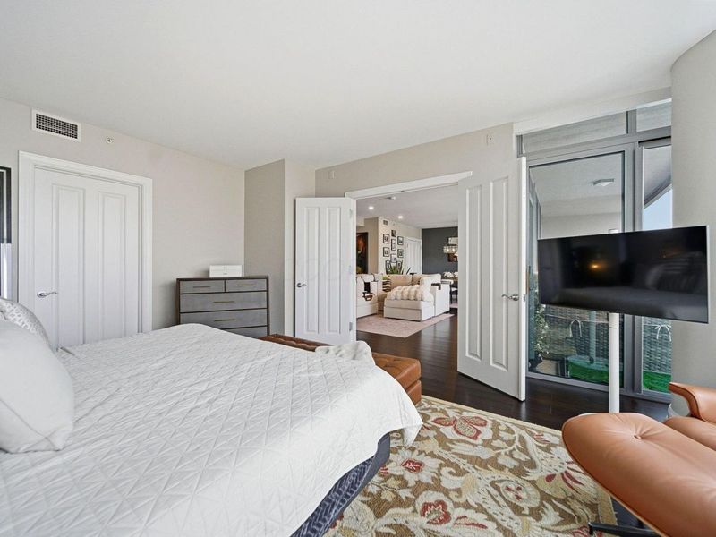 1 Miranova Place, Unit 1610, Columbus, OH 43215 Photo 34