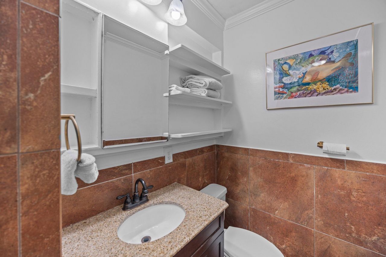 11 America Street Photo 10