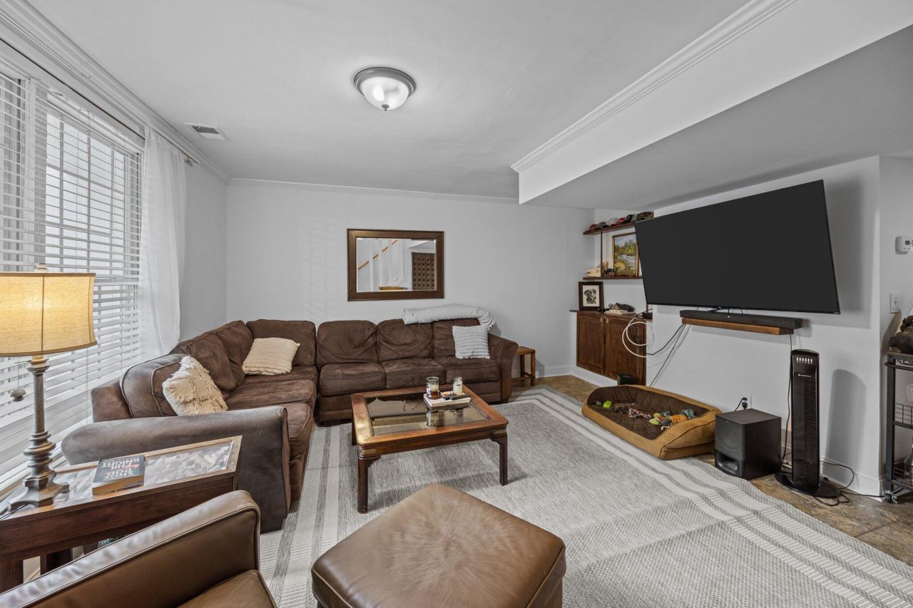 11 America Street Photo 3