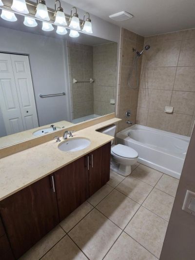 2401 NE 65th Street, Fort Lauderdale, FL 33308 Photo