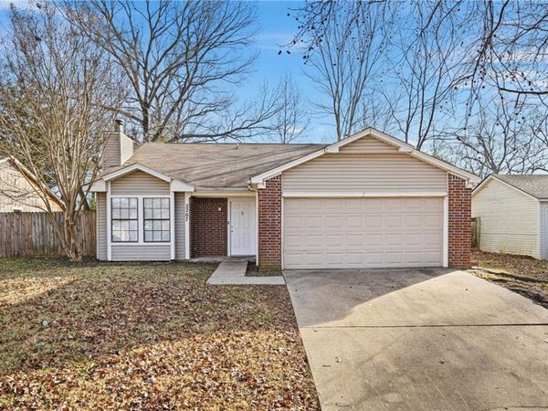 2207 Timberwood Lane, Russellville, AR 72802