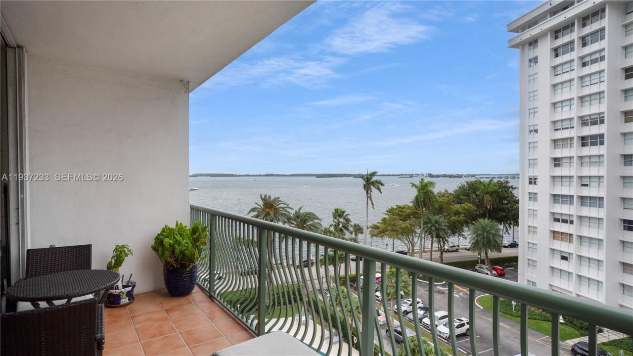 1408 Brickell Bay Dr, Unit 706, Miami, FL 33131 Photo