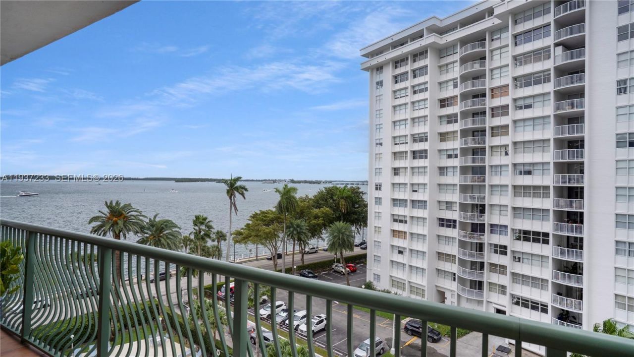 1408 Brickell Bay Dr, Unit 706, Miami, FL 33131 Photo
