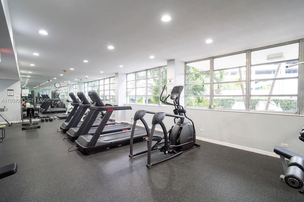 1408 Brickell Bay Dr, Unit 706, Miami, FL 33131 Photo