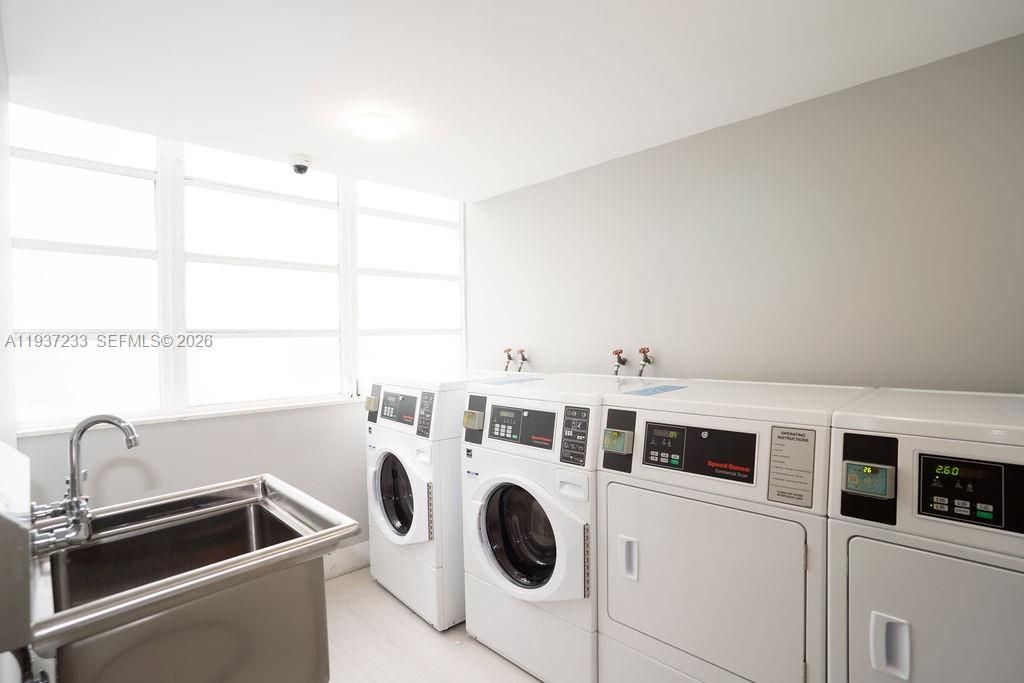 1408 Brickell Bay Dr, Unit 706, Miami, FL 33131 Photo