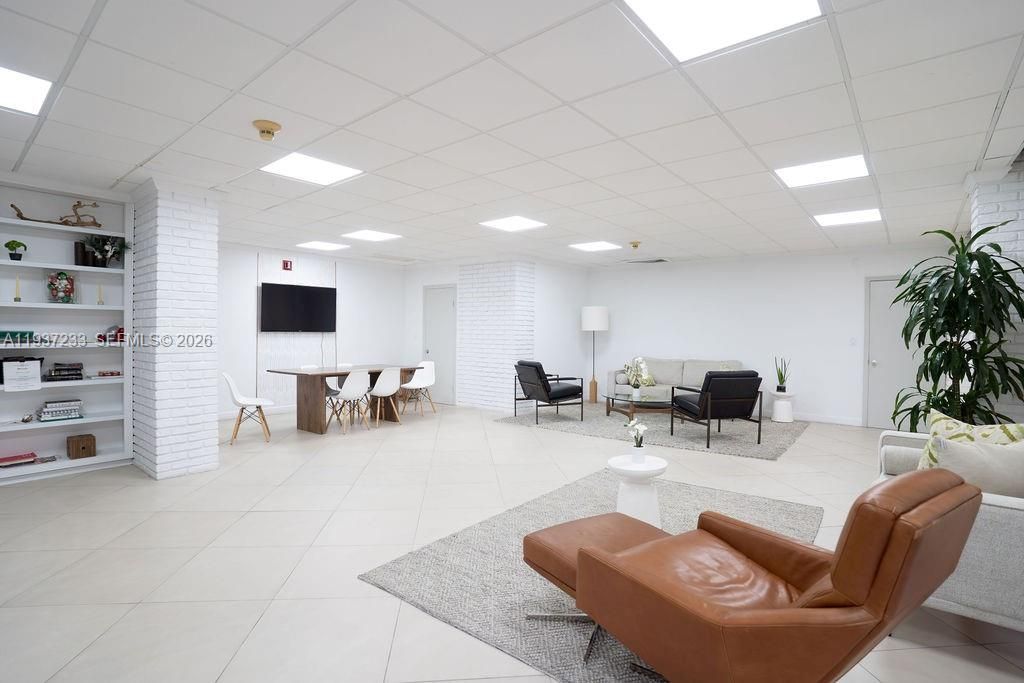 1408 Brickell Bay Dr, Unit 706, Miami, FL 33131 Photo