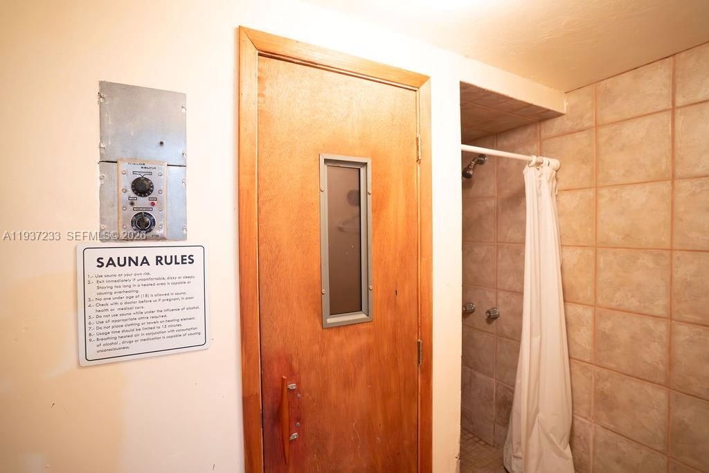 1408 Brickell Bay Dr, Unit 706, Miami, FL 33131 Photo