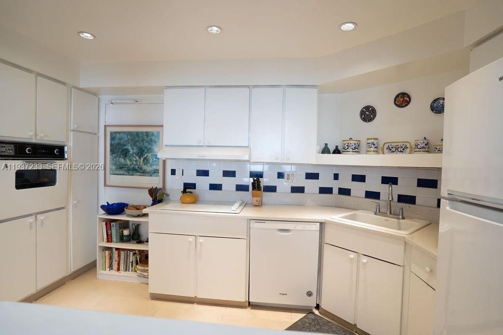 1408 Brickell Bay Dr, Unit 706, Miami, FL 33131 Photo