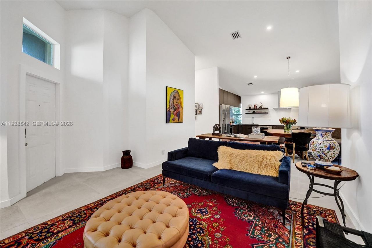 648 Sand Creek Cir, Weston, FL 33327 Photo