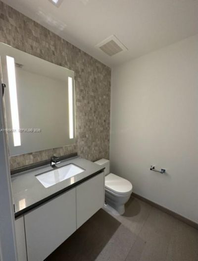 68 SE 6th St, Unit 2507, Miami, FL 33131 Photo