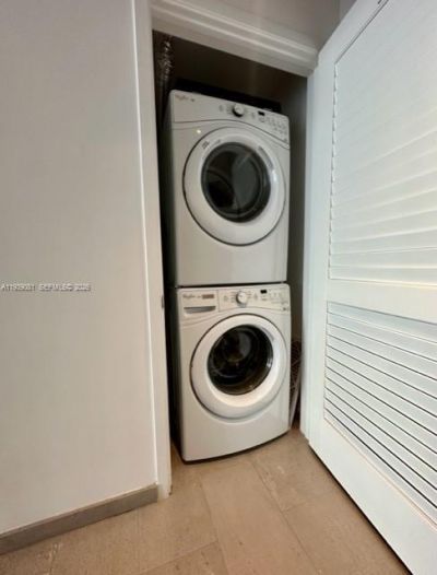 68 SE 6th St, Unit 2507, Miami, FL 33131 Photo