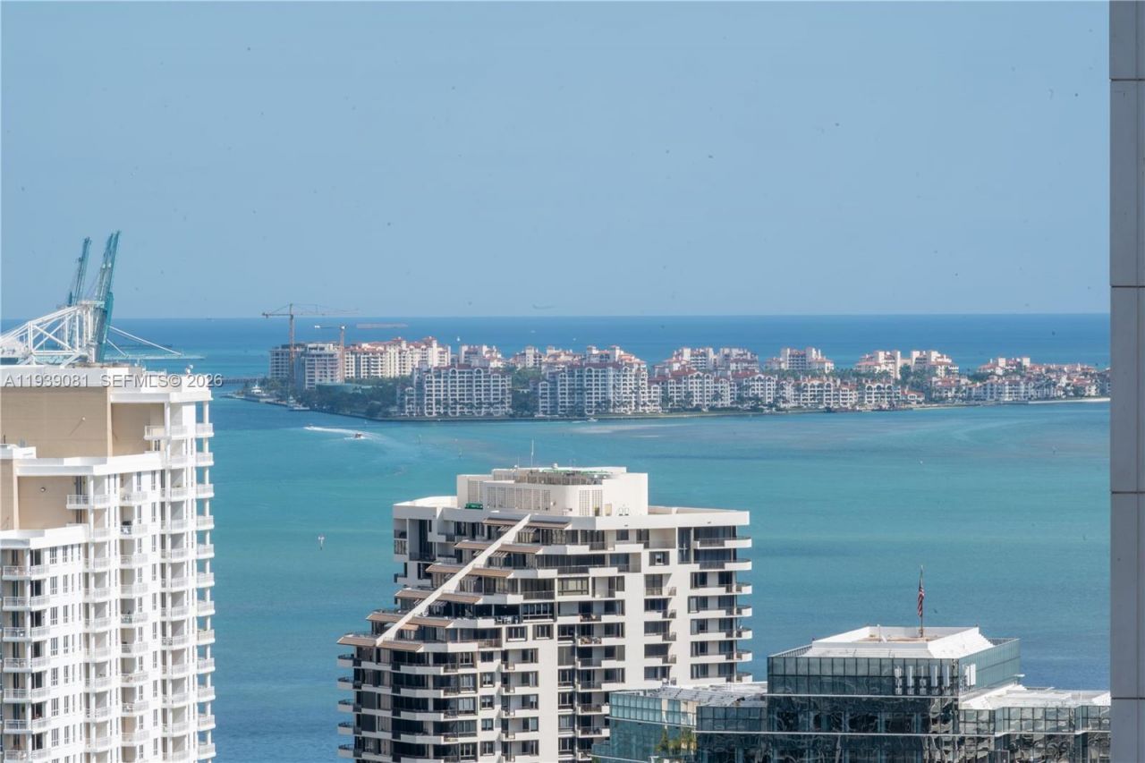 68 SE 6th St, Unit 2507, Miami, FL 33131 Photo