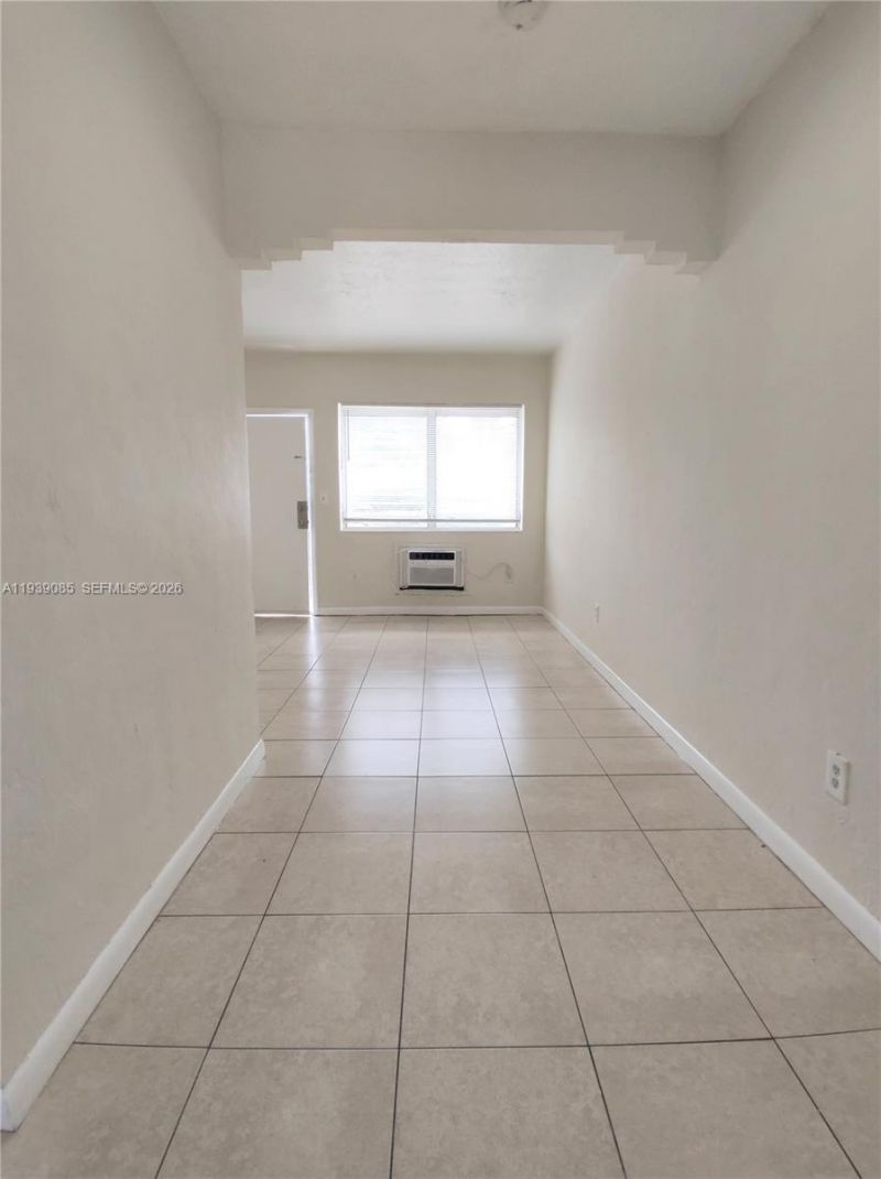 1565 SW 6th St , Miami, FL 33135 Photo