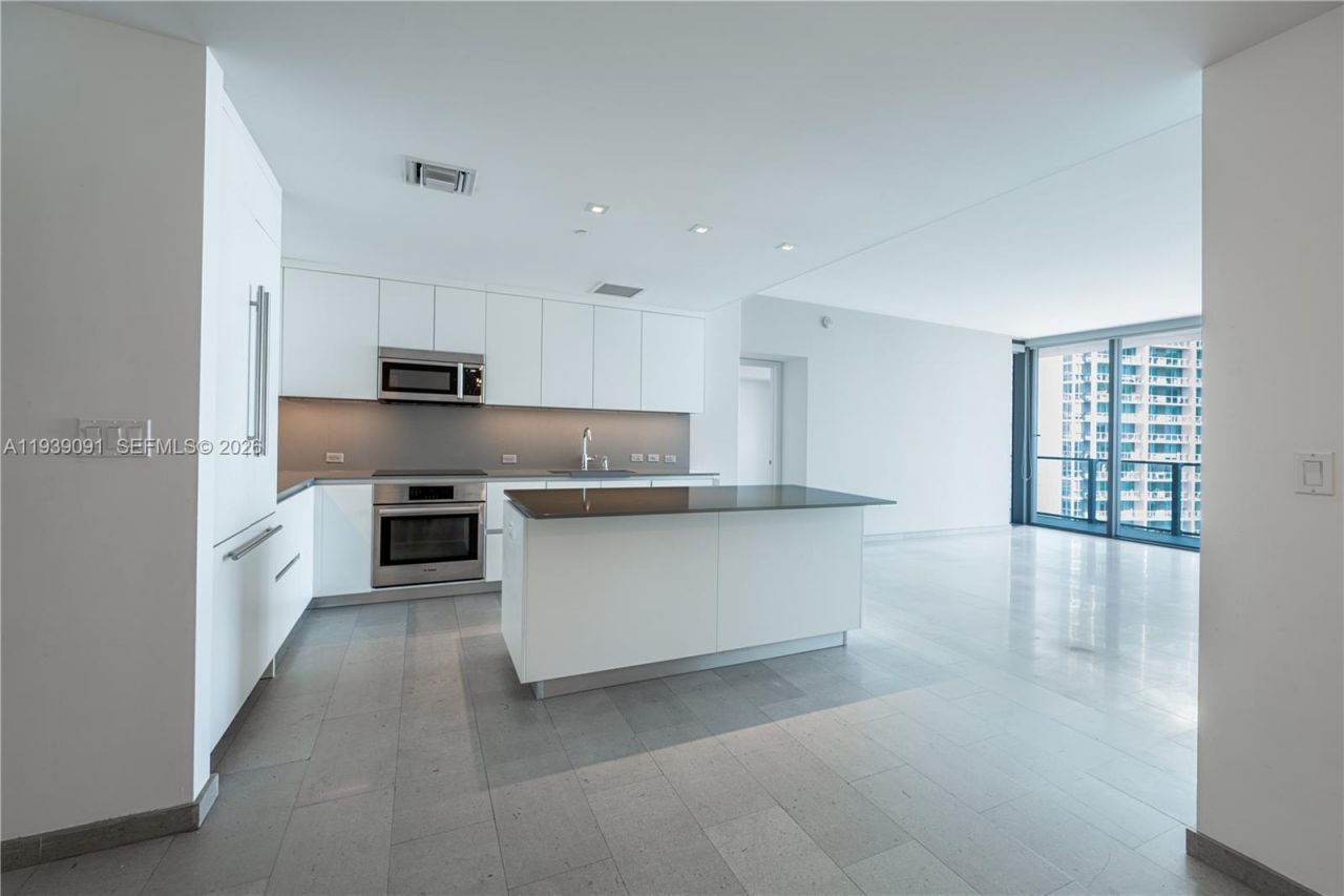 68 SE 6th St, Unit 2507, Miami, FL 33131 Photo