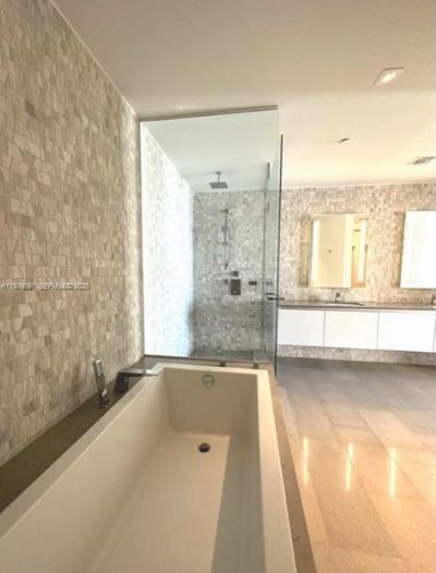 68 SE 6th St, Unit 2507, Miami, FL 33131 Photo