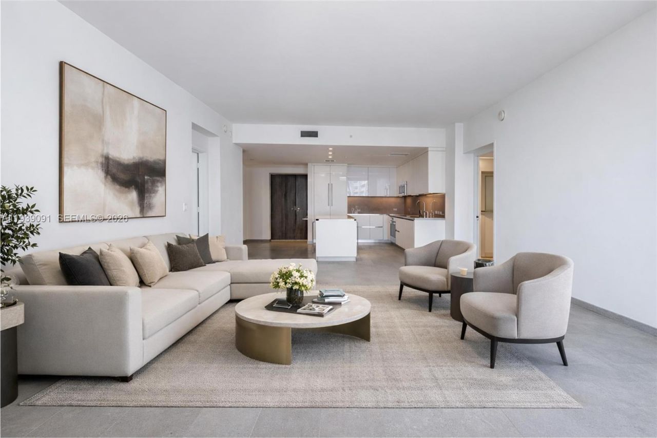 68 SE 6th St, Unit 2507, Miami, FL 33131 Photo