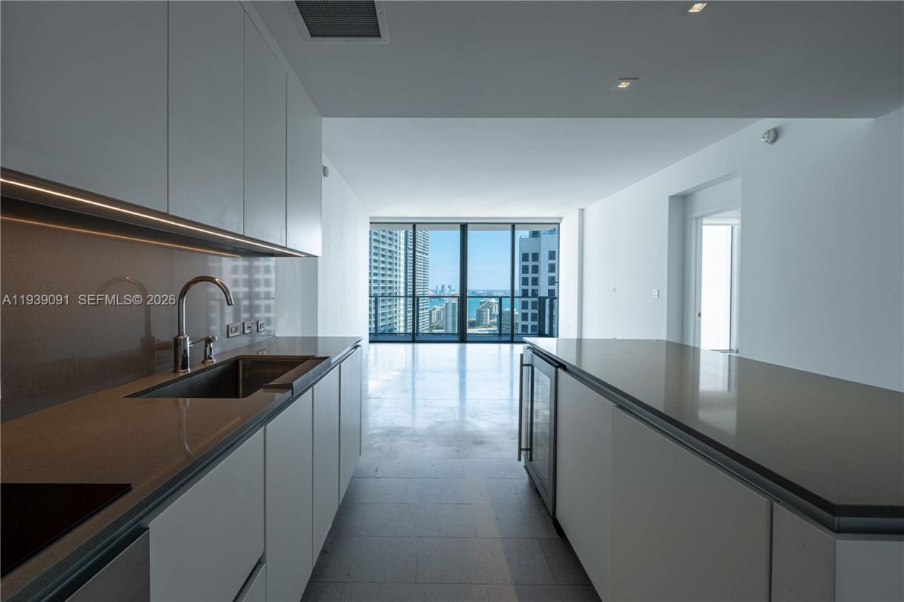 68 SE 6th St, Unit 2507, Miami, FL 33131 Photo