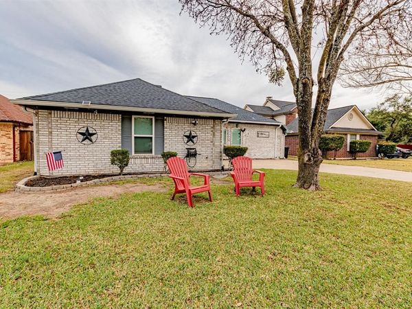 2505 Cottonwood Drive, Mesquite, TX 75150