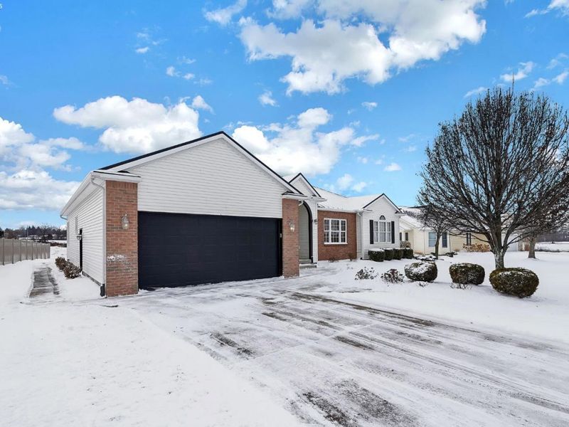 245 Lincoln Court, Plymouth, OH 44865 Photo 2