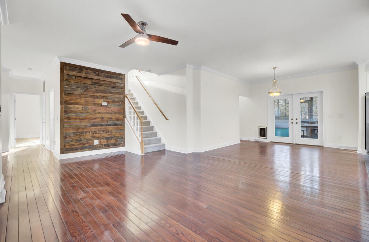 3630 Berryhill Road Photo 5