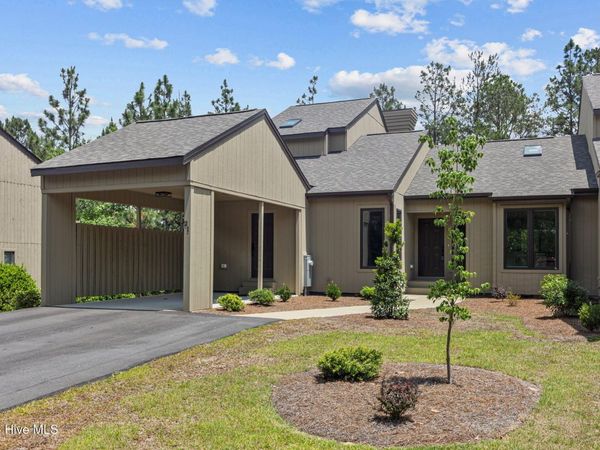 21 Lake Pinehurst Villas Road, Pinehurst, NC 28374