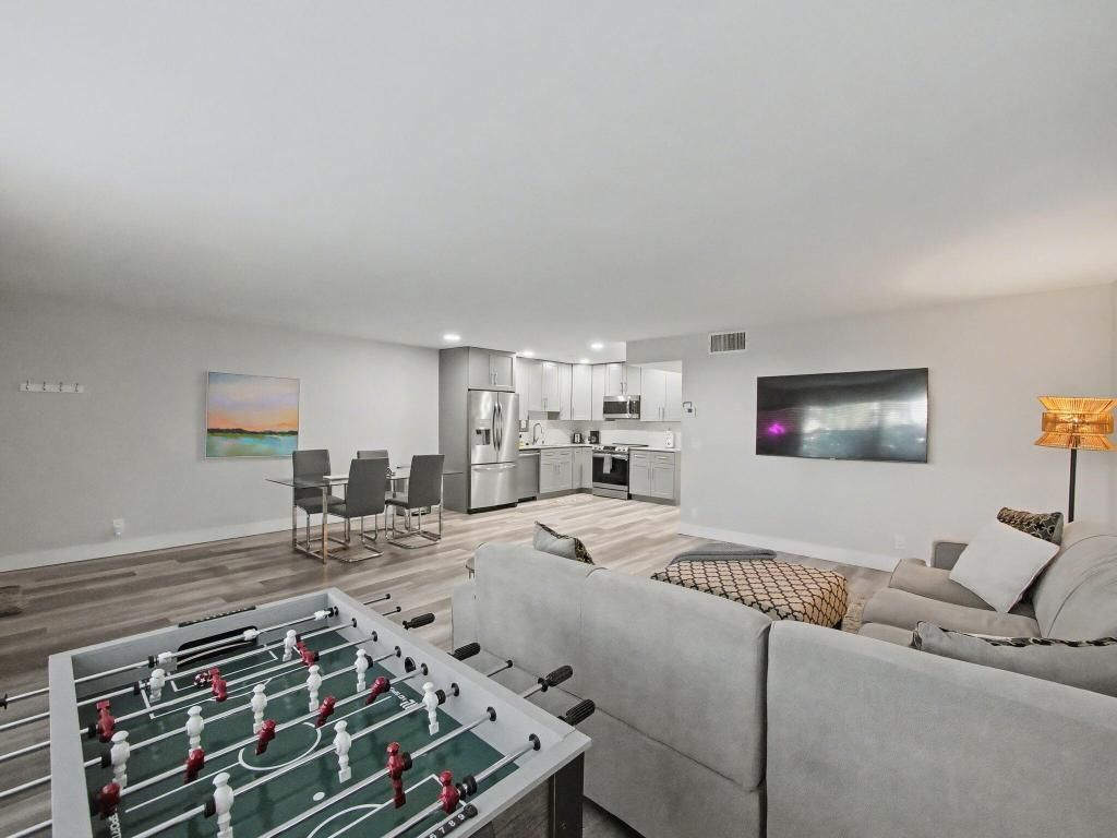 112 Claremont Lane, Palm Beach Shores, FL 33404 Photo