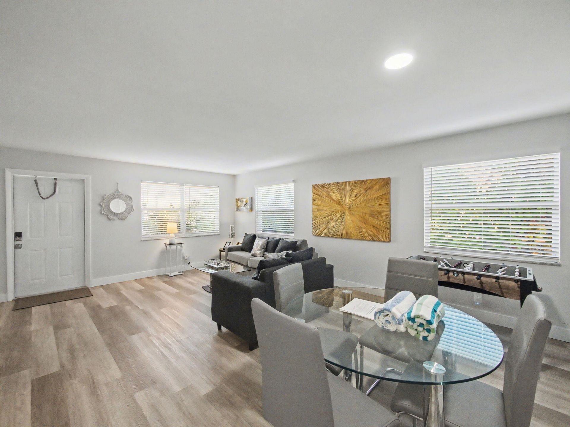 112 Claremont Lane, Palm Beach Shores, FL 33404 Photo