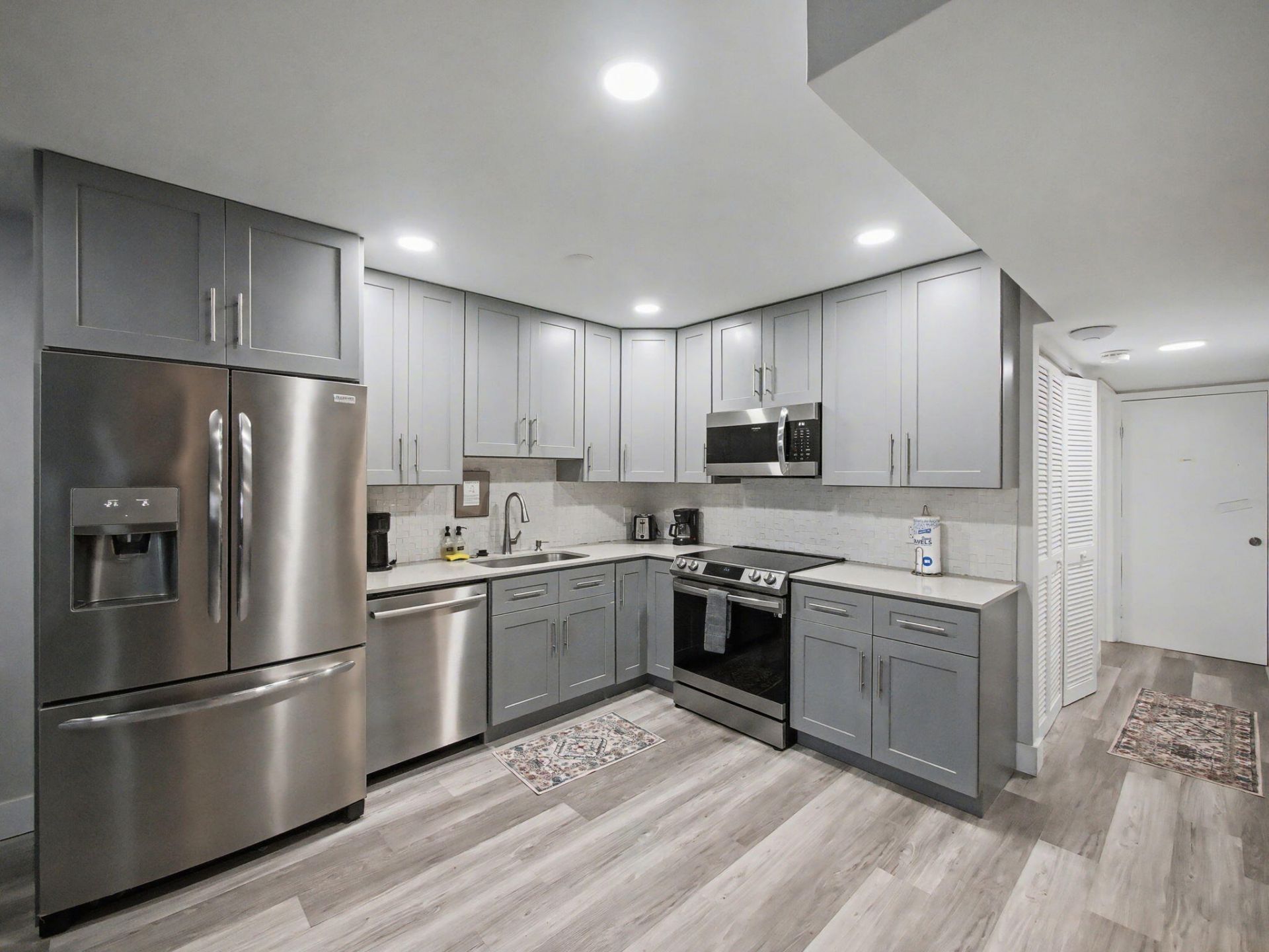 112 Claremont Lane, Palm Beach Shores, FL 33404 Photo