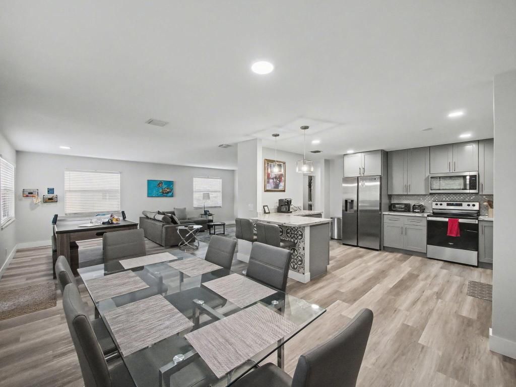 112 Claremont Lane, Palm Beach Shores, FL 33404 Photo