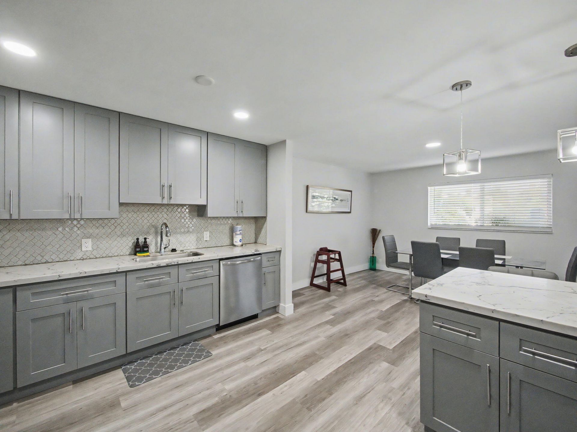 112 Claremont Lane, Palm Beach Shores, FL 33404 Photo