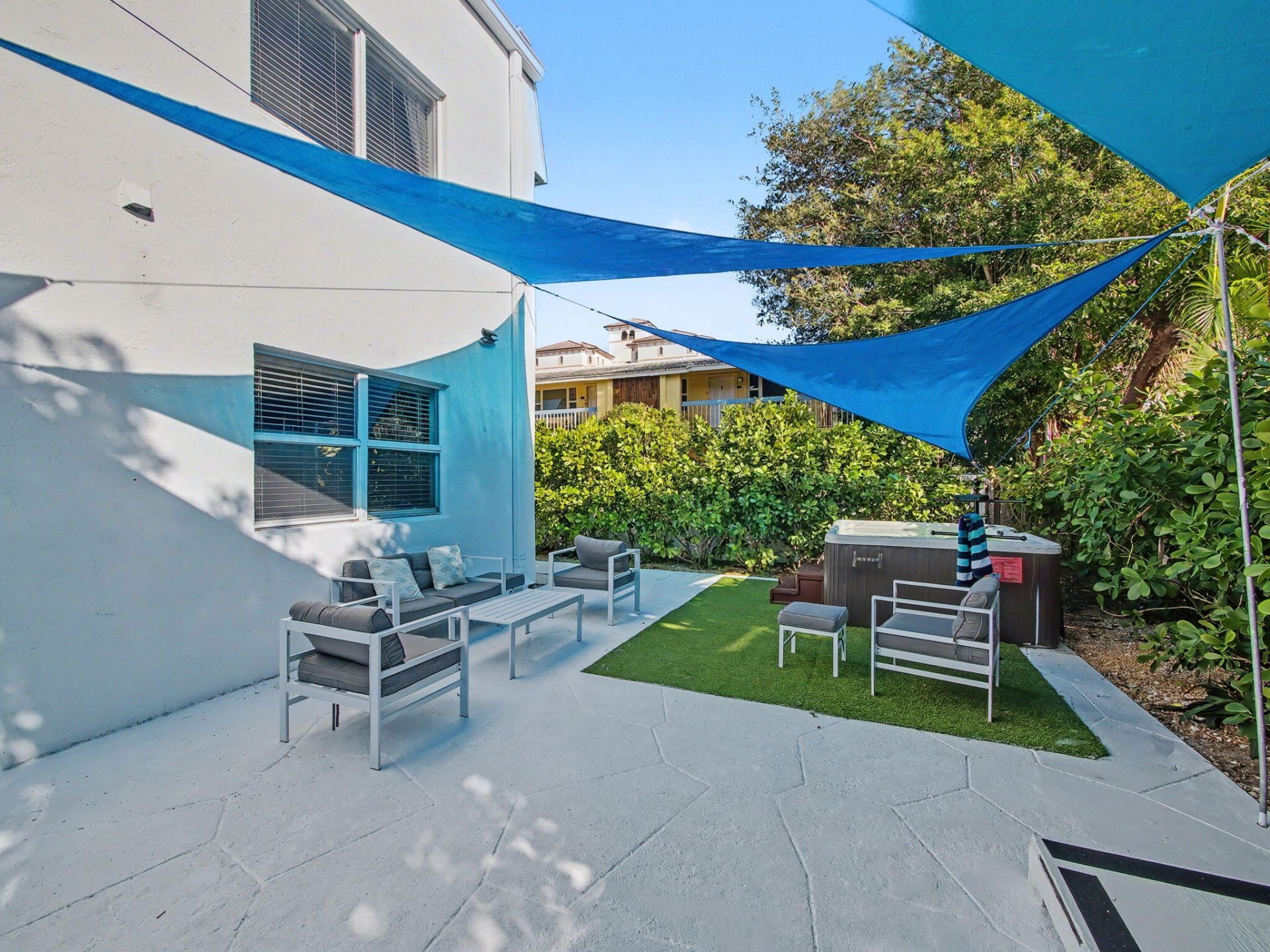 112 Claremont Lane, Palm Beach Shores, FL 33404 Photo