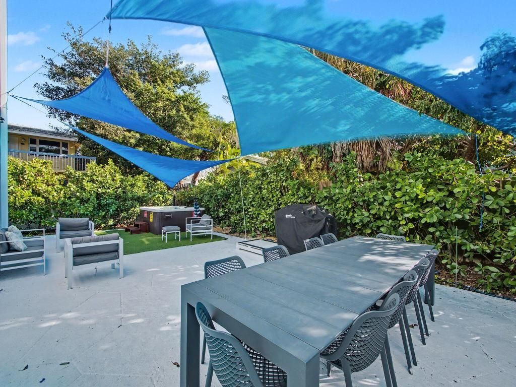 112 Claremont Lane, Palm Beach Shores, FL 33404 Photo