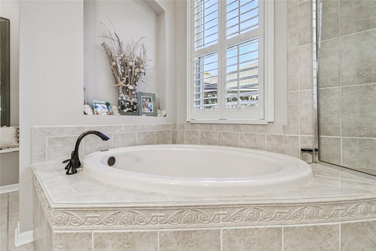 14617 Tudor Chase Drive, Tampa, FL 33626 Photo