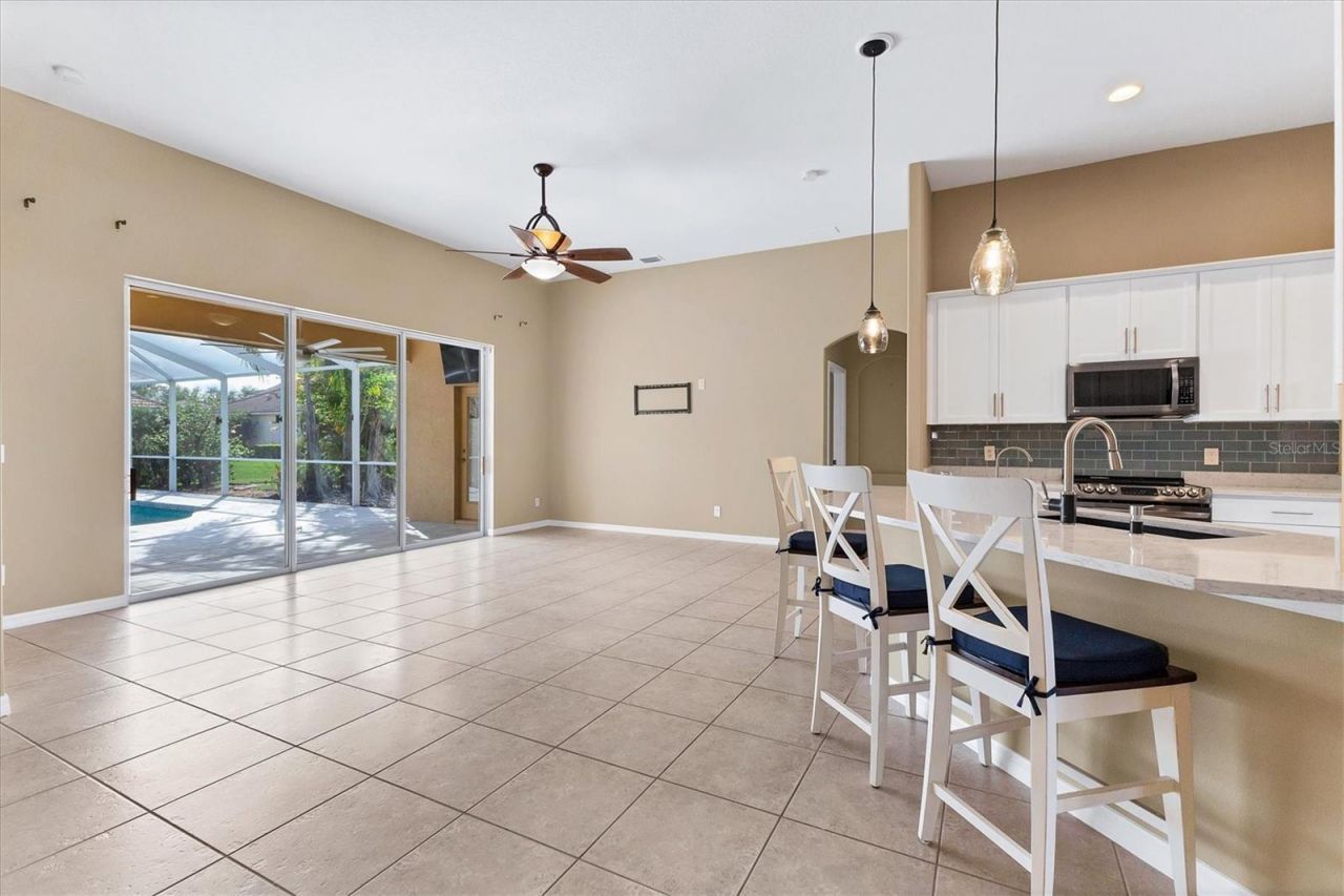 6163 Palomino Circle, Bradenton, FL 34201 Photo