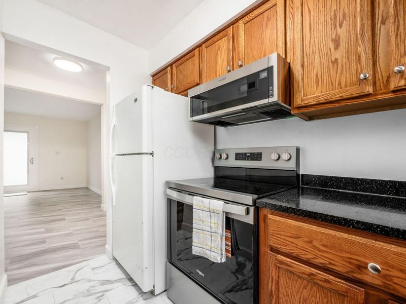 1295 Woodbrook Lane, Unit 223, Columbus, OH 43223 Photo 21