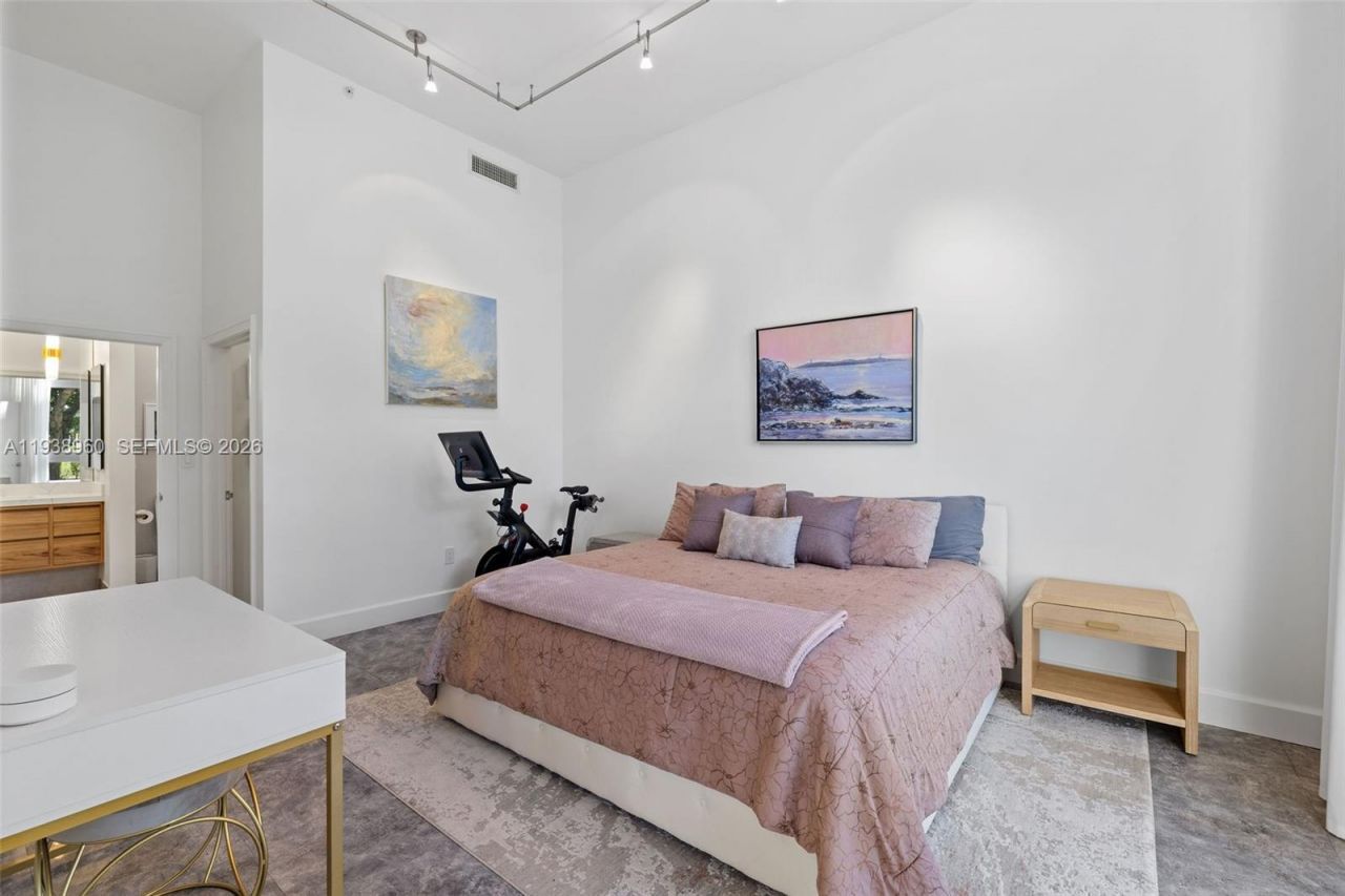 2001 Meridian Ave, Unit 107, Miami Beach, FL 33139 Photo