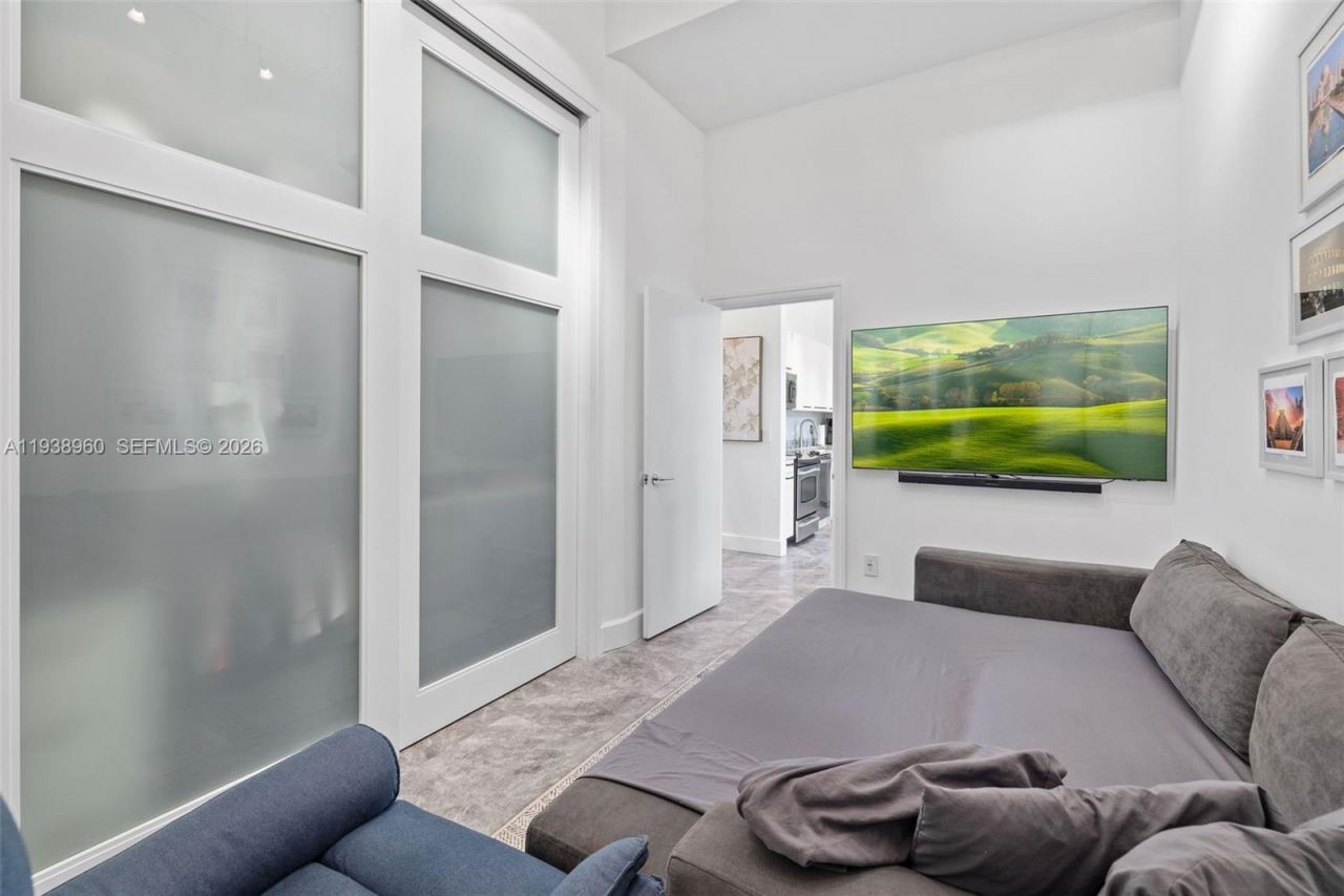 2001 Meridian Ave, Unit 107, Miami Beach, FL 33139 Photo