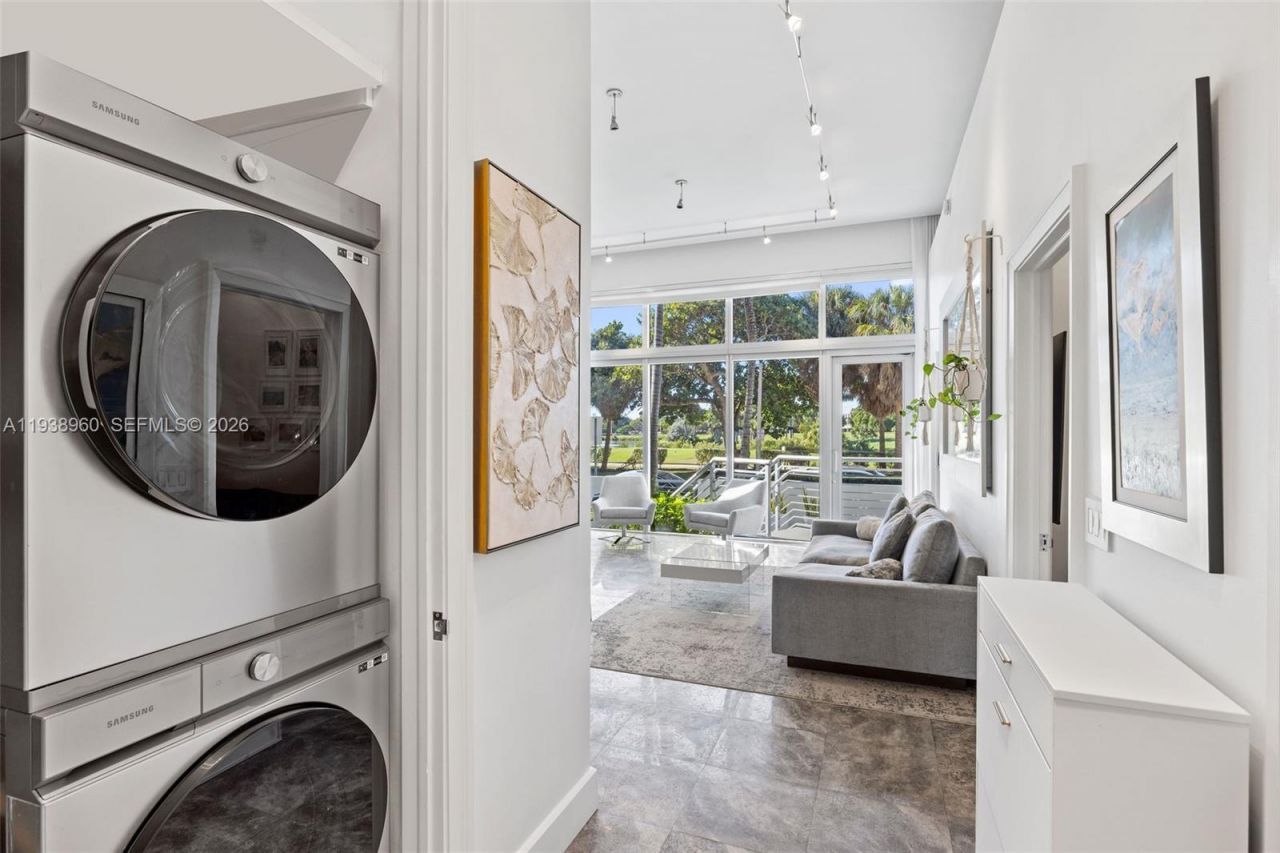 2001 Meridian Ave, Unit 107, Miami Beach, FL 33139 Photo