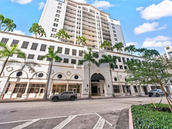 357 Almeria Ave, Unit 1106, Coral Gables, FL 33134