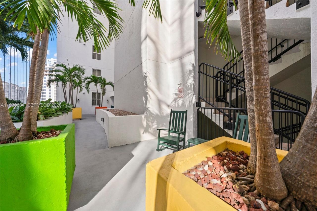357 Almeria Ave, Unit 1106, Coral Gables, FL 33134 Photo