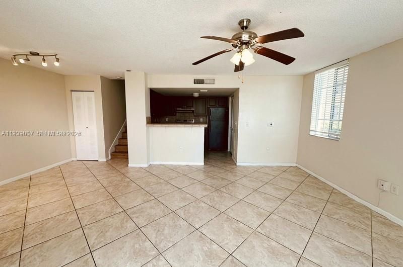 1727 Village Blvd, Unit 102, West Palm Beach, FL 33409 Photo