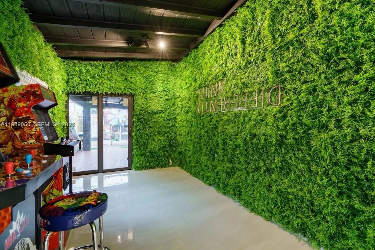 1721 SW 11th Ter, Miami, FL 33135 Photo