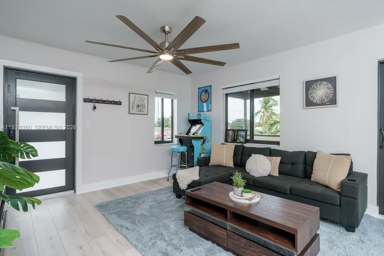 1721 SW 11th Ter, Miami, FL 33135 Photo