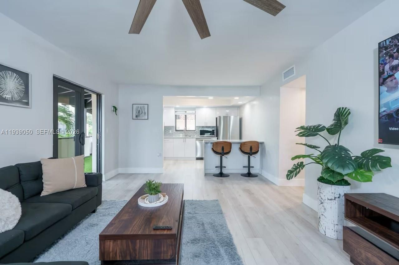 1721 SW 11th Ter, Miami, FL 33135 Photo