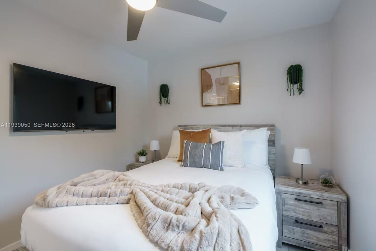 1721 SW 11th Ter, Miami, FL 33135 Photo