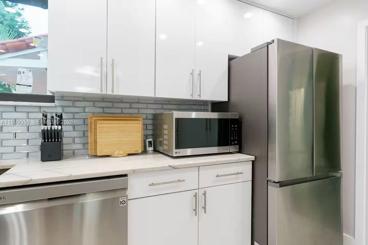 1721 SW 11th Ter, Miami, FL 33135 Photo