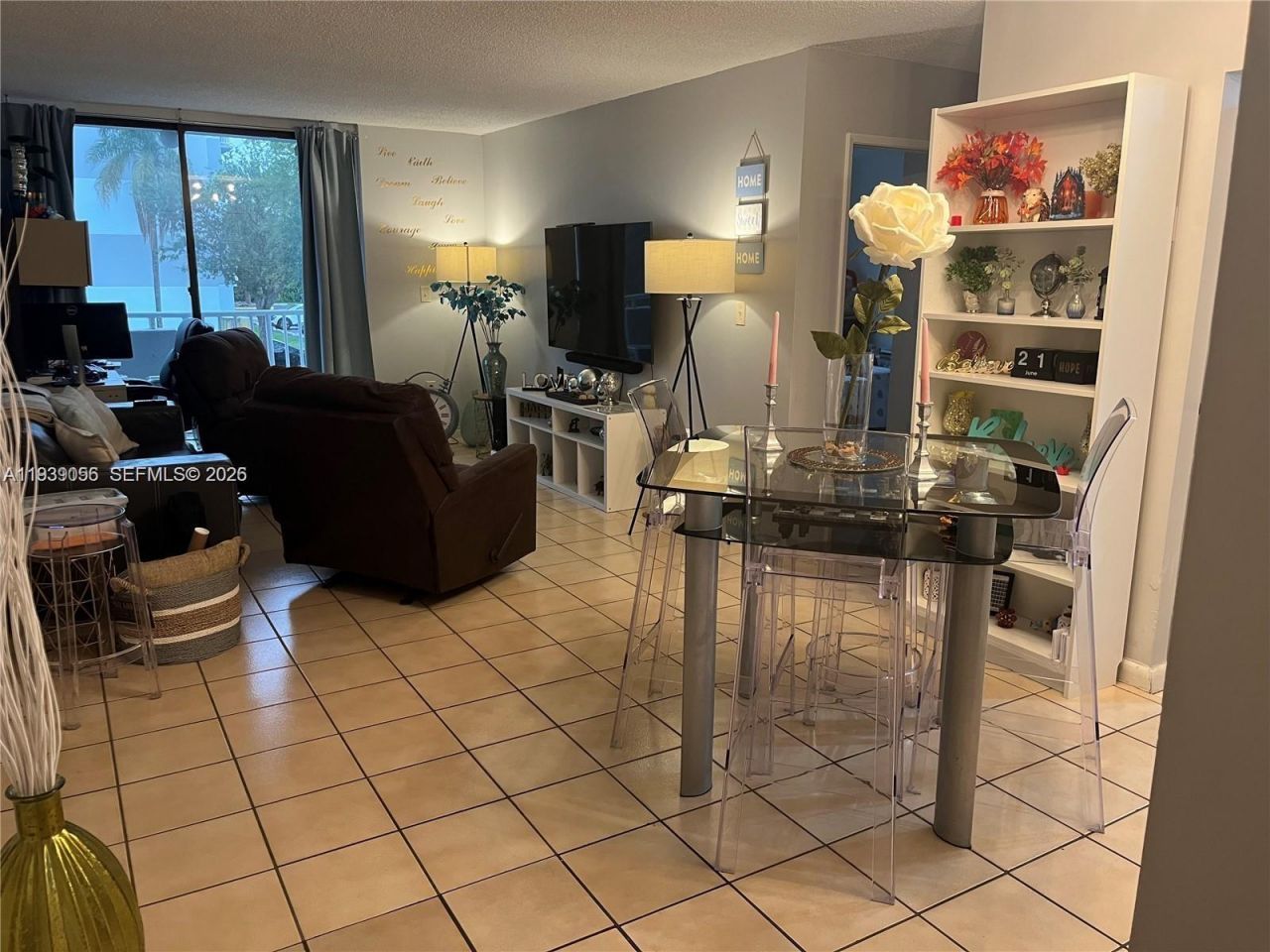 8251 NW 8th St, Unit 214, Miami, FL 33126 Photo