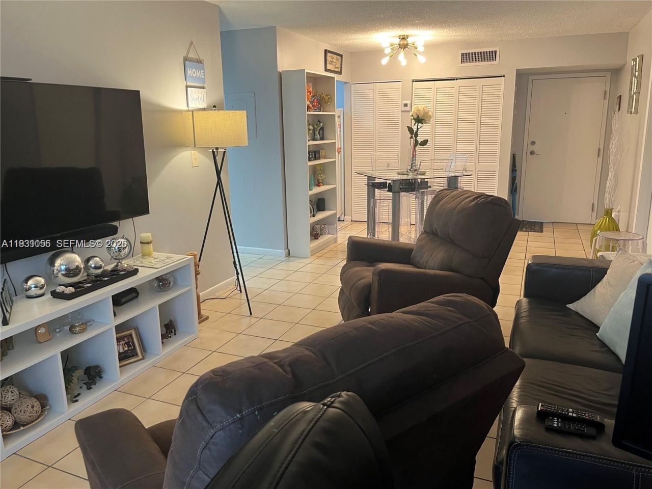 8251 NW 8th St, Unit 214, Miami, FL 33126 Photo