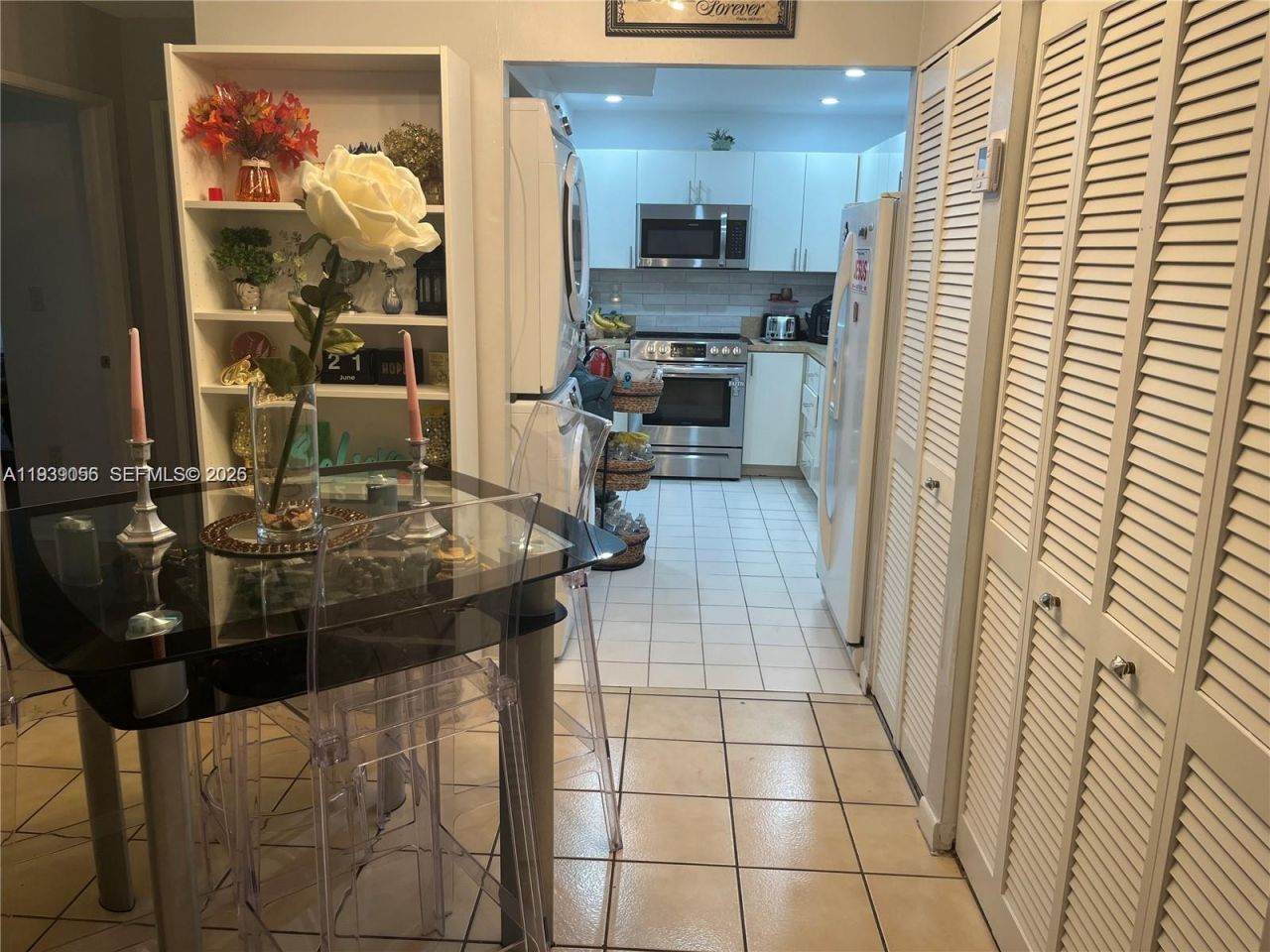 8251 NW 8th St, Unit 214, Miami, FL 33126 Photo